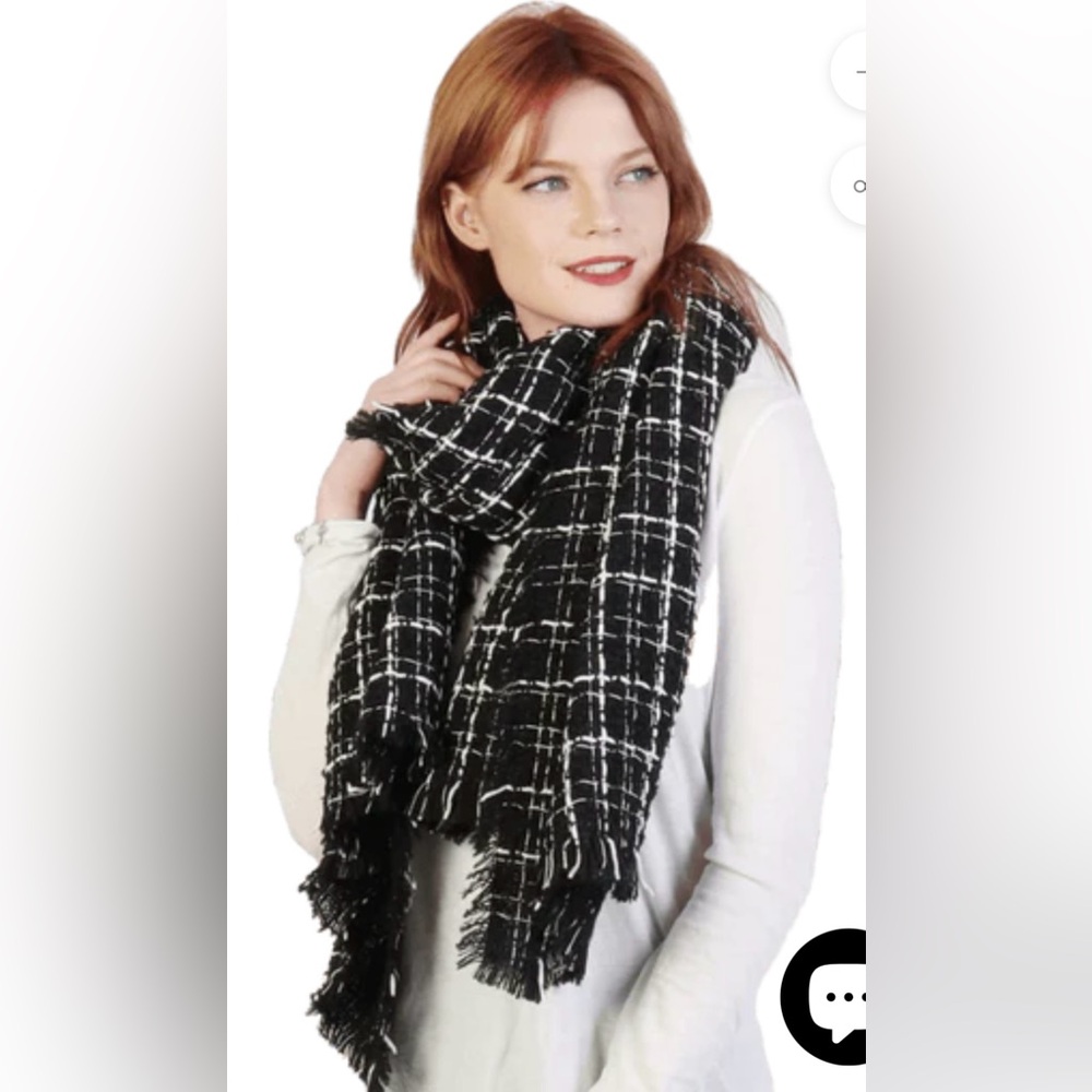 Call It Spring Women’s Blanket Black and White Checkered Scarf 200cm X 100cm